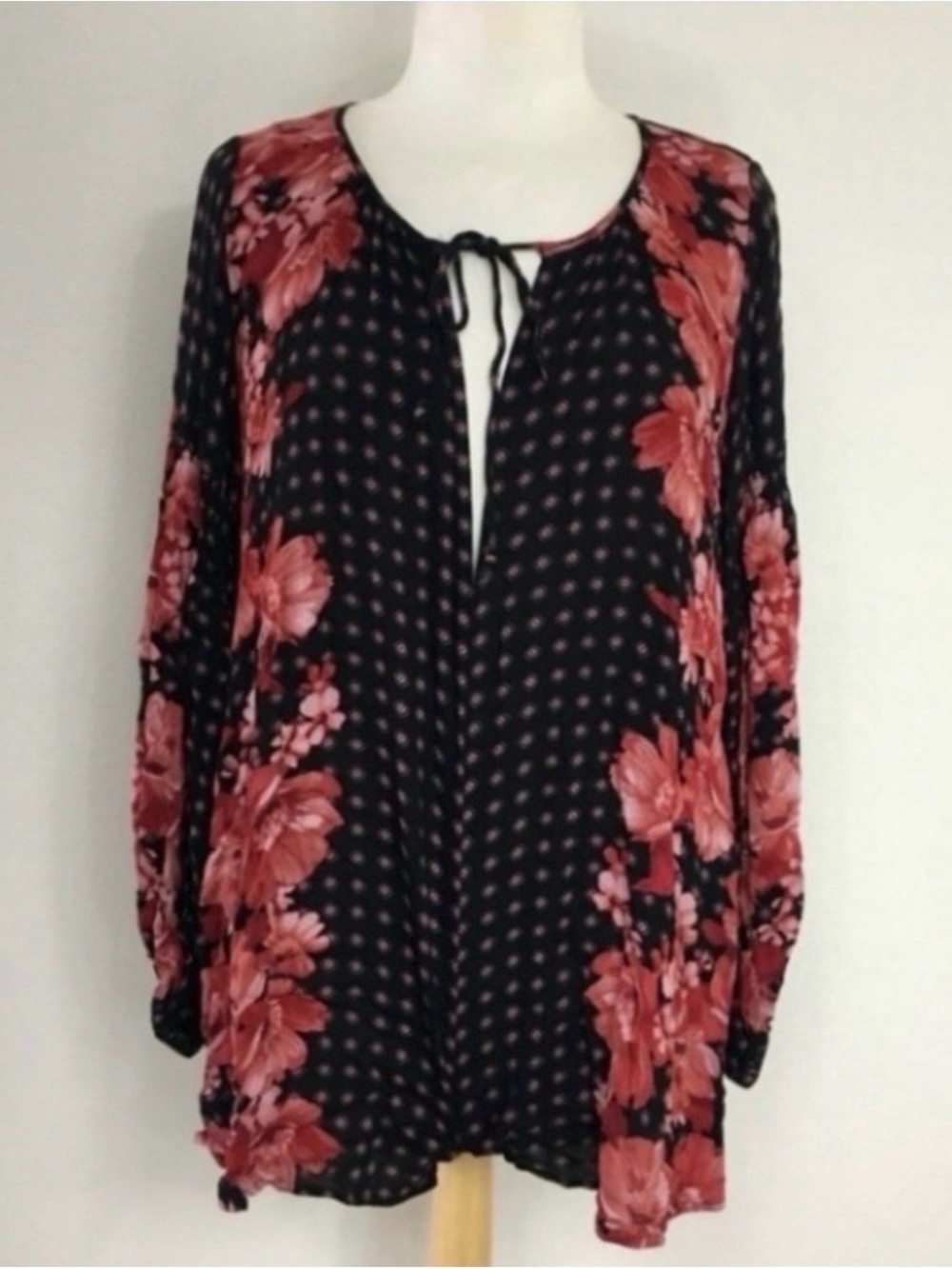 Free People Women Black Red Floral Sunset Boulevard Shorts Romper XS Boho Hippie